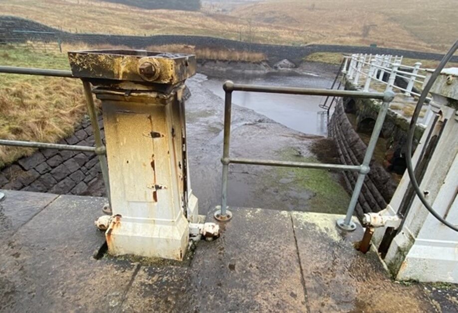 Previous inoperable penstock operators.